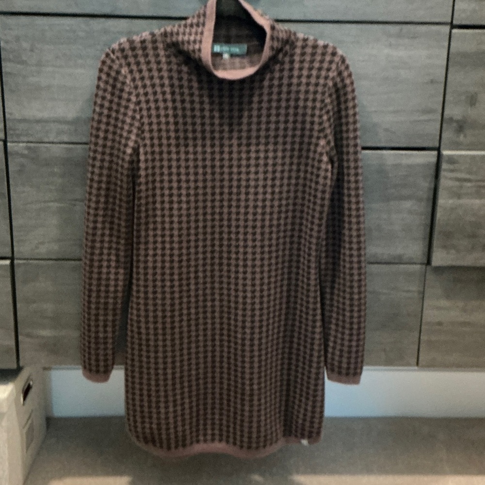 Title Nine Barra Houndstooth Merino Wool Tunic Sweater Small